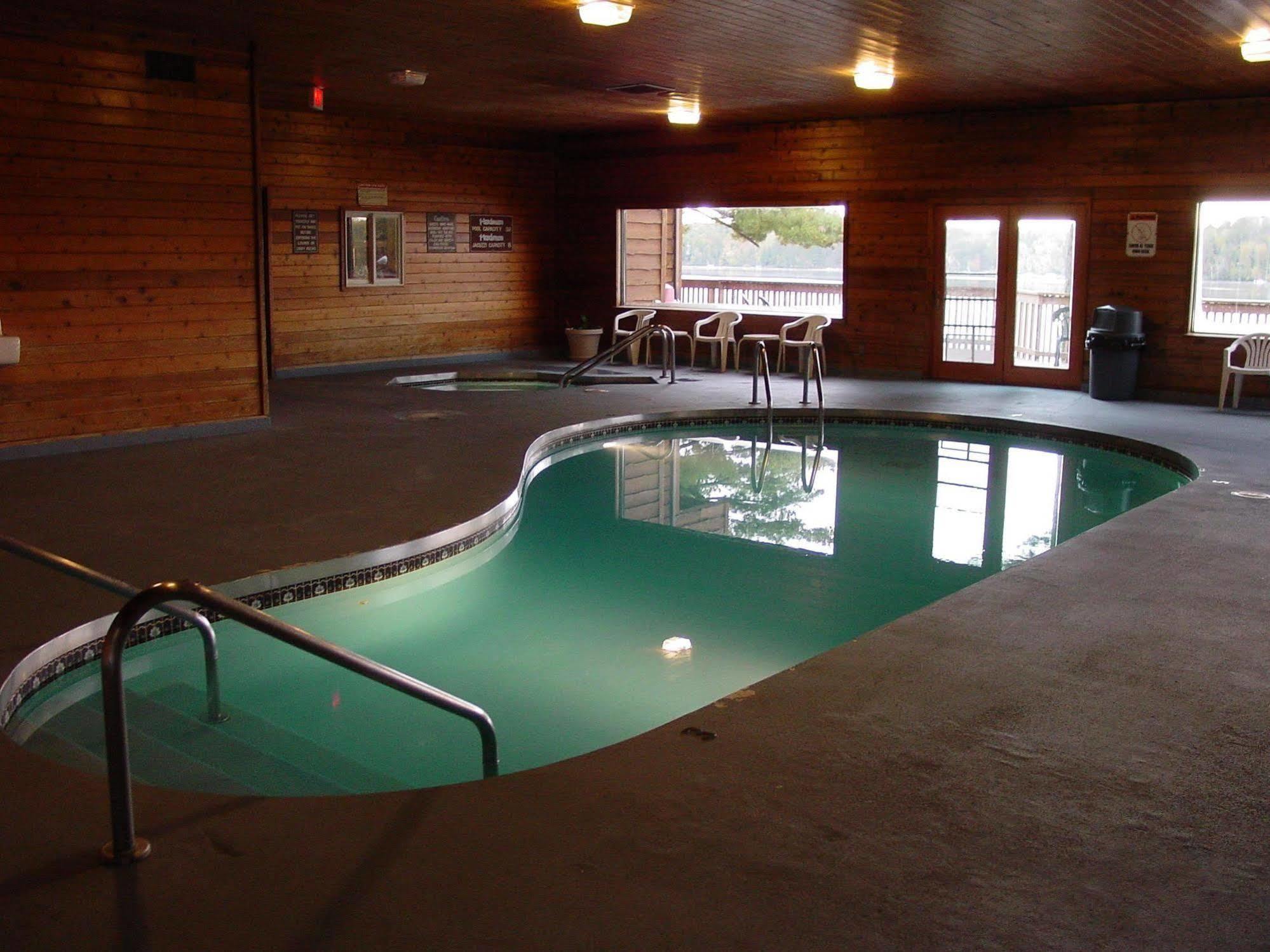 St. Croix Inn Solon Springs Exterior photo